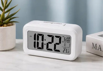 Digital Alarm Clock with Temperature & Date Display – LCD Table Clock with Automatic Sensor, Snooze & Backlight